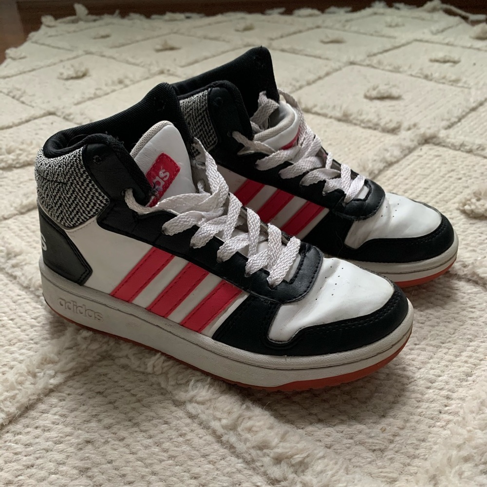 Girls adidas